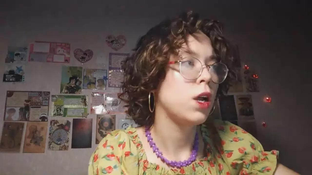 RandiBenham on Cam4 