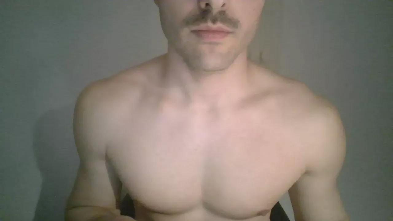 raul2039 on Cam4 