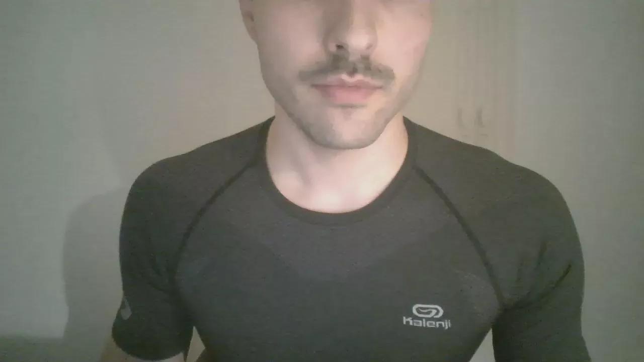 raul2039 on Cam4 