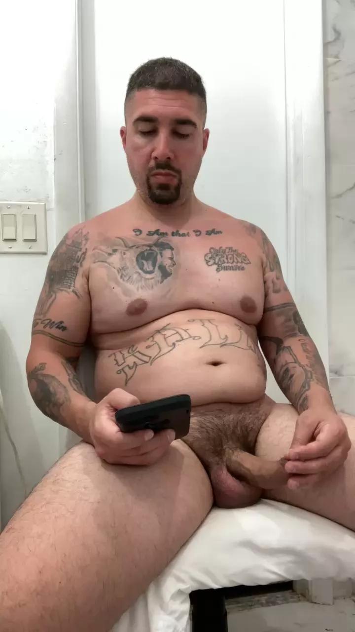 Rawhard9 on Cam4 