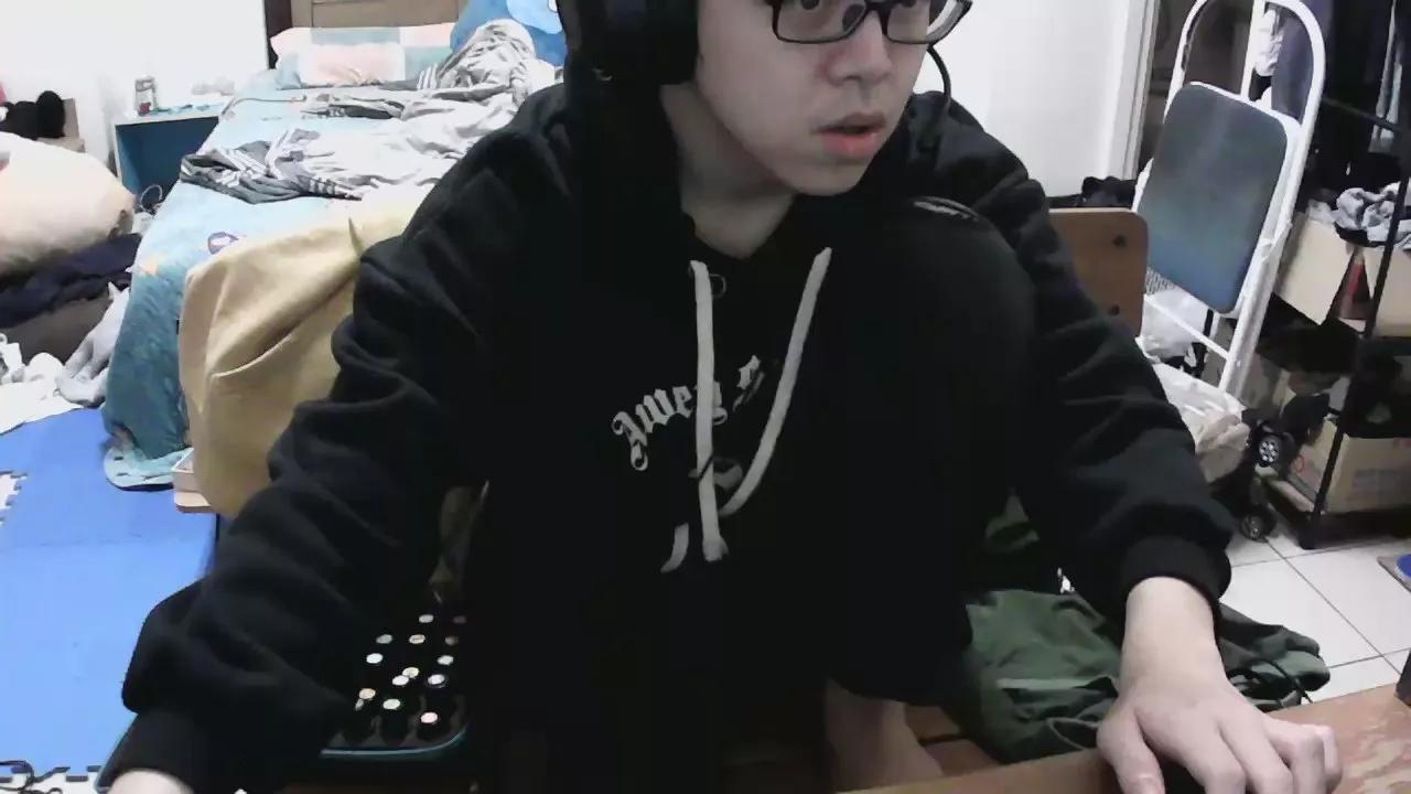 rayo220 on Cam4 