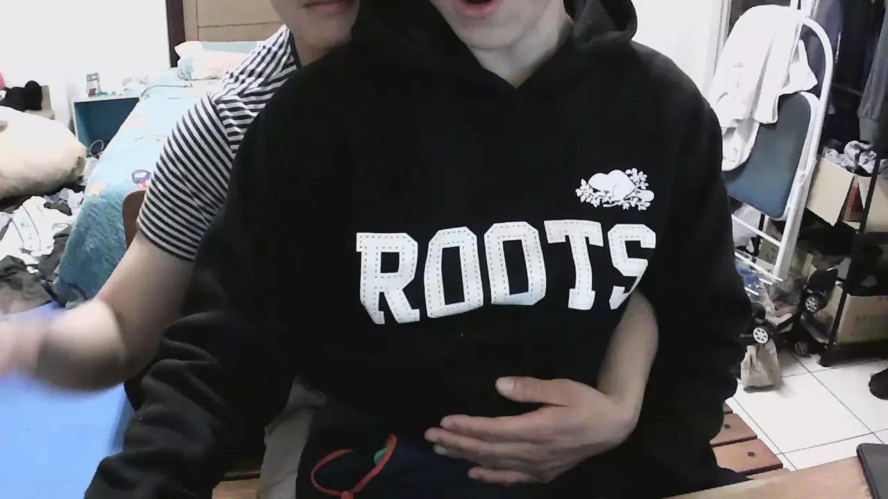 rayo220 on Cam4 