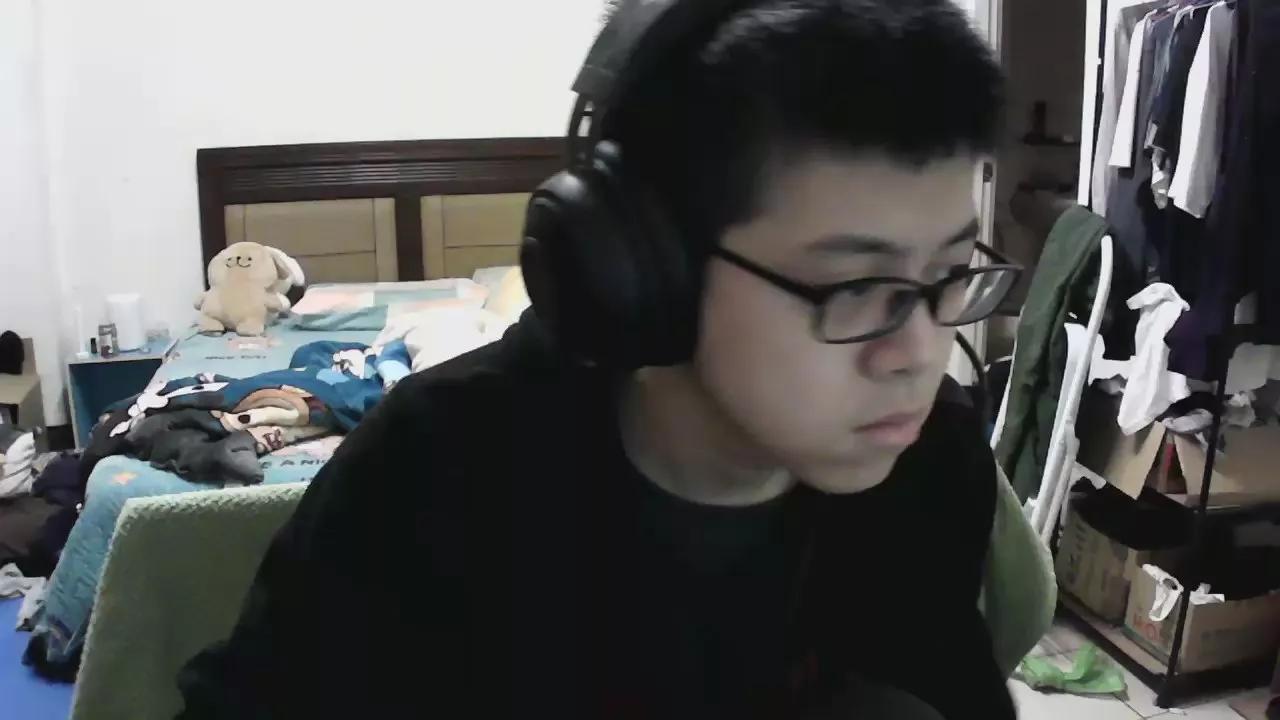 rayo220 on Cam4 