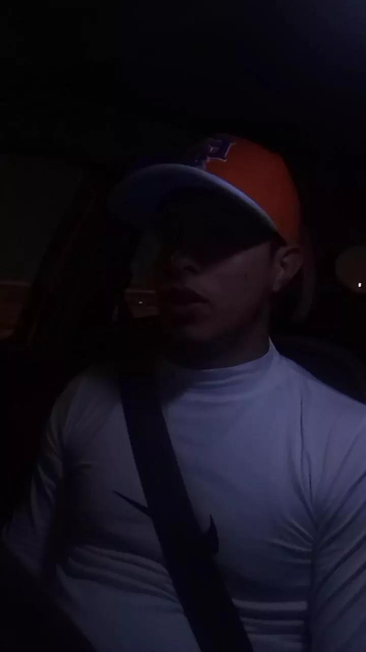 ricardo3446 on Cam4 