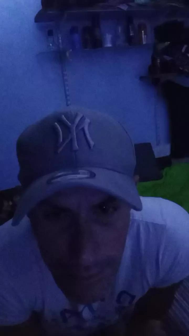 Ricoterodelsur4 on Cam4 