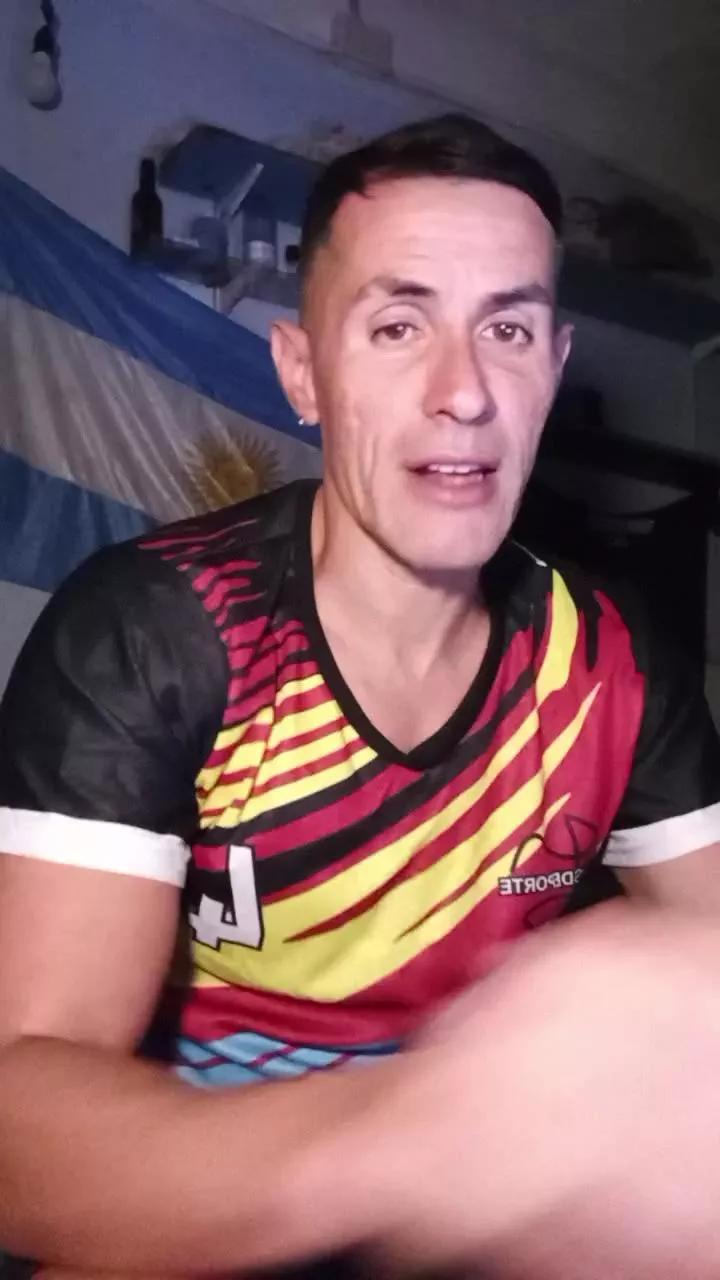 Ricoterodelsur4 on Cam4 