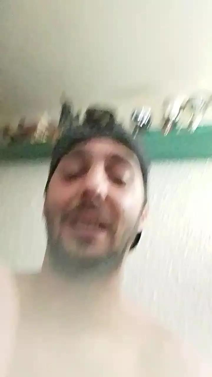 roger1898 on Cam4 