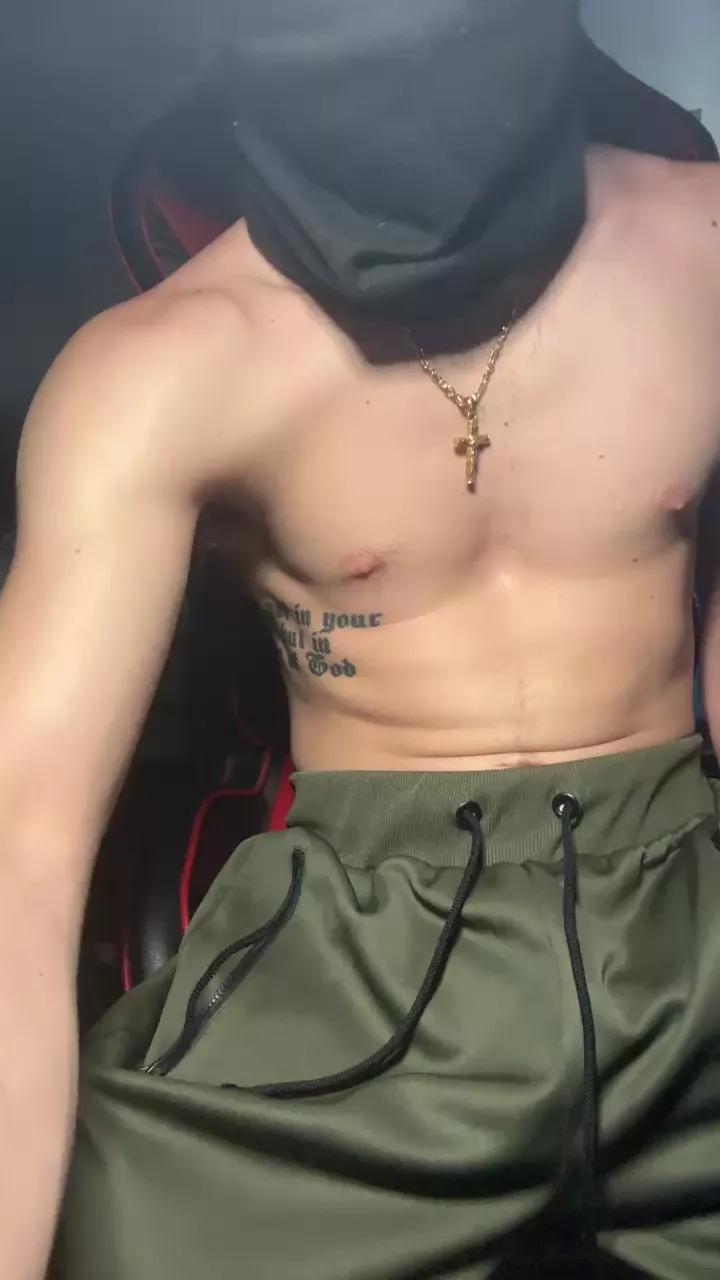 romeo19_hot on Cam4 
