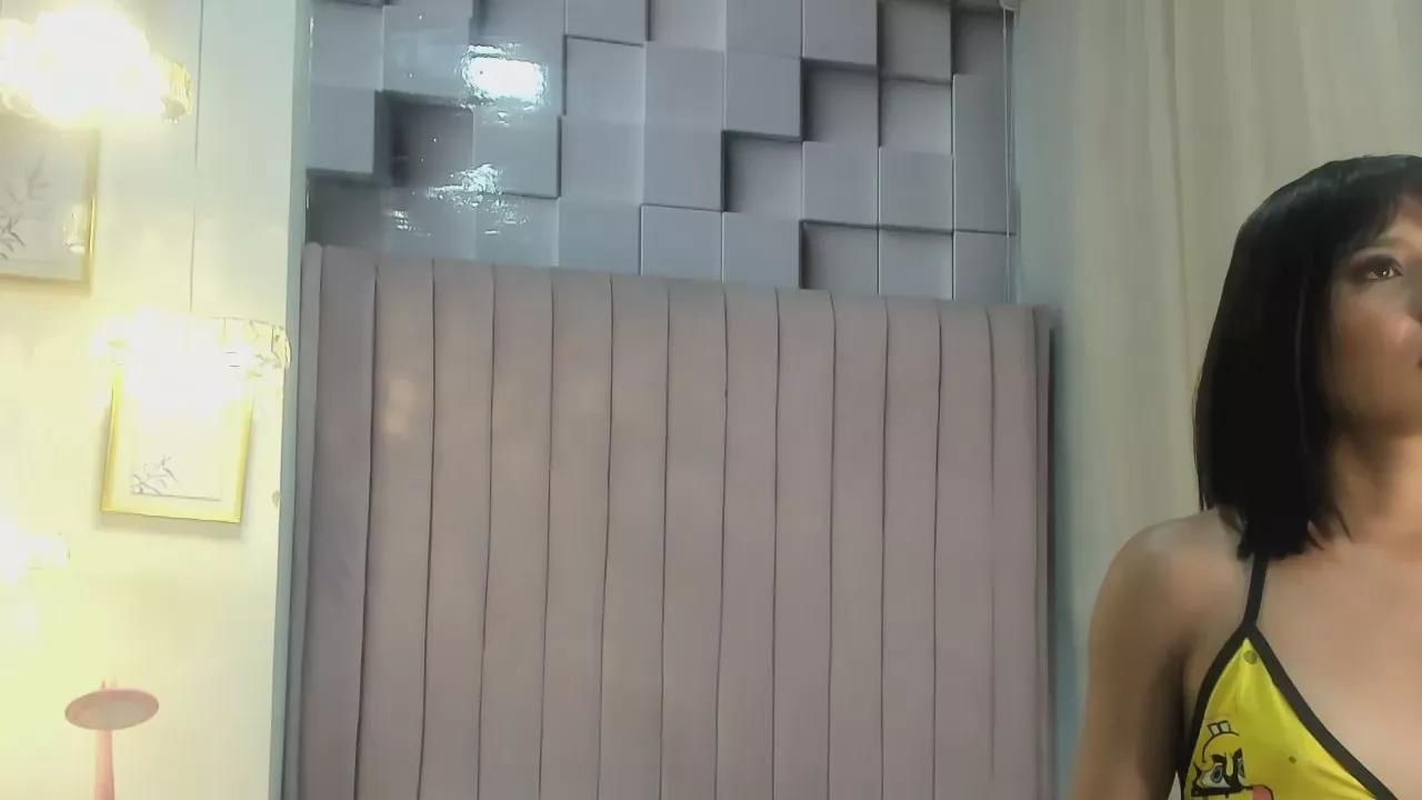 rubyrouge_ on Cam4 