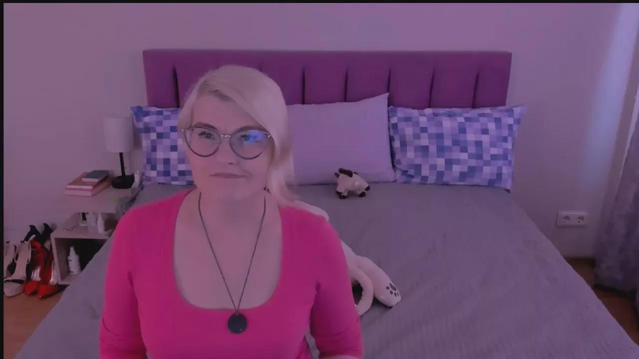 sabrinamac on Cam4 