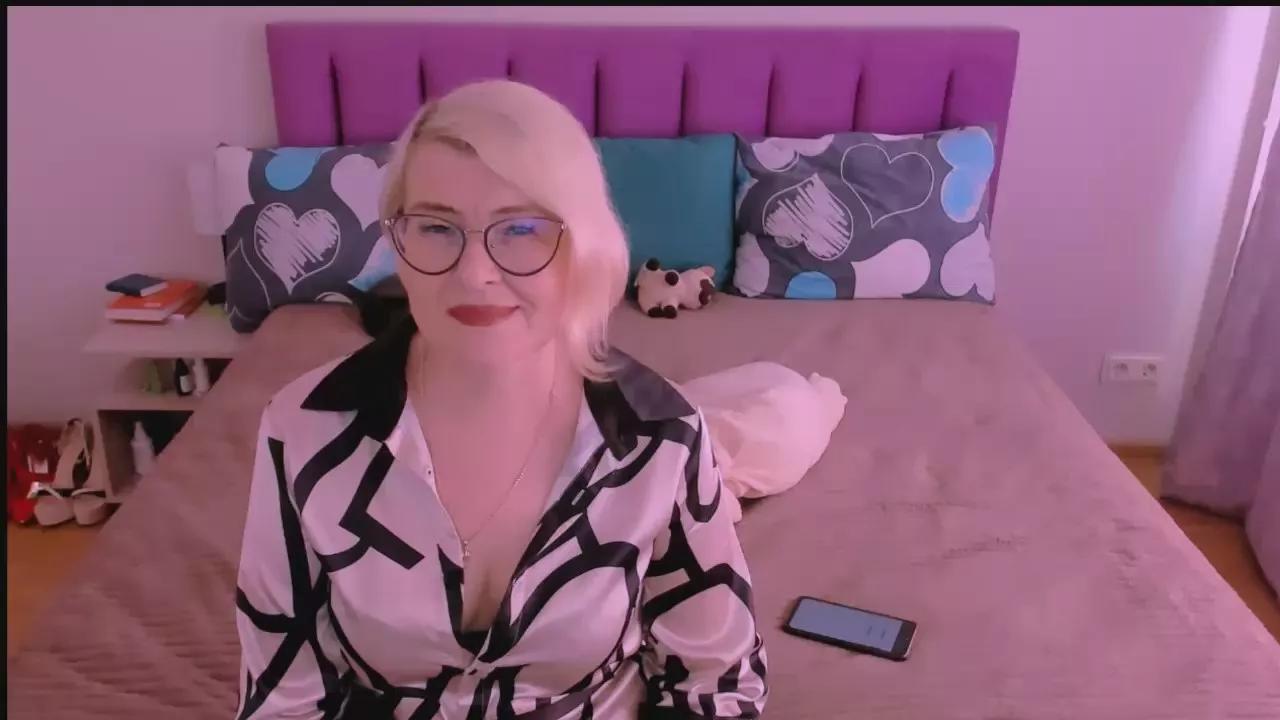 sabrinamac on Cam4 