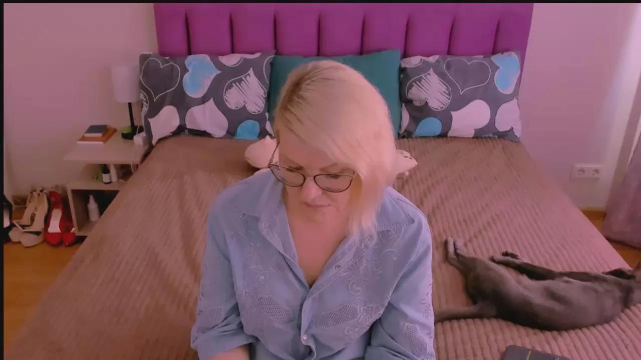 sabrinamac on Cam4 