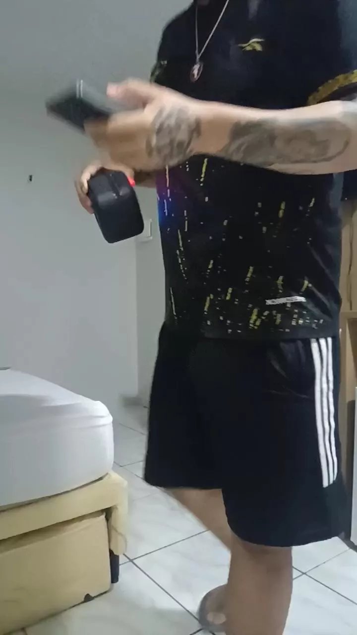 Safadodfavela on Cam4 