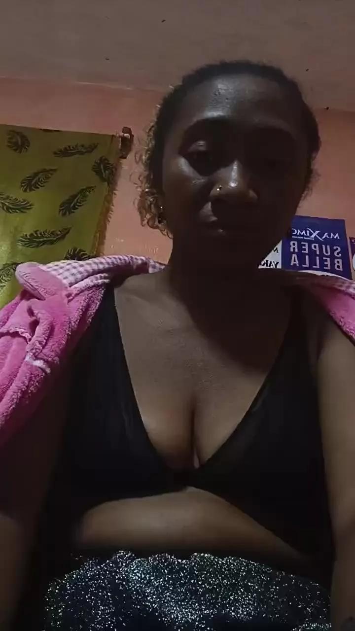 saminah3 on Cam4 