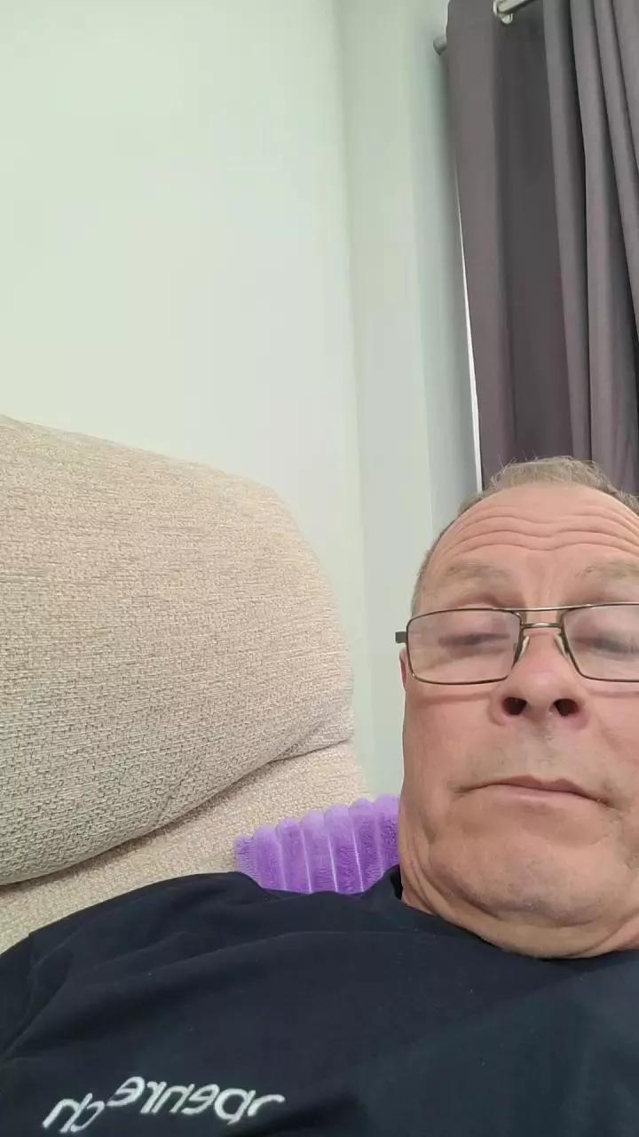 Sealofapproval on Cam4 