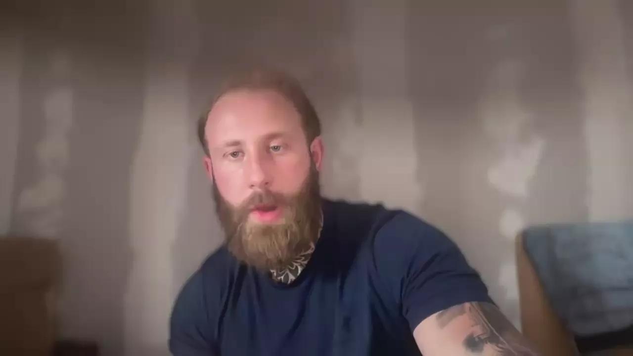 sergio300PL on Cam4 