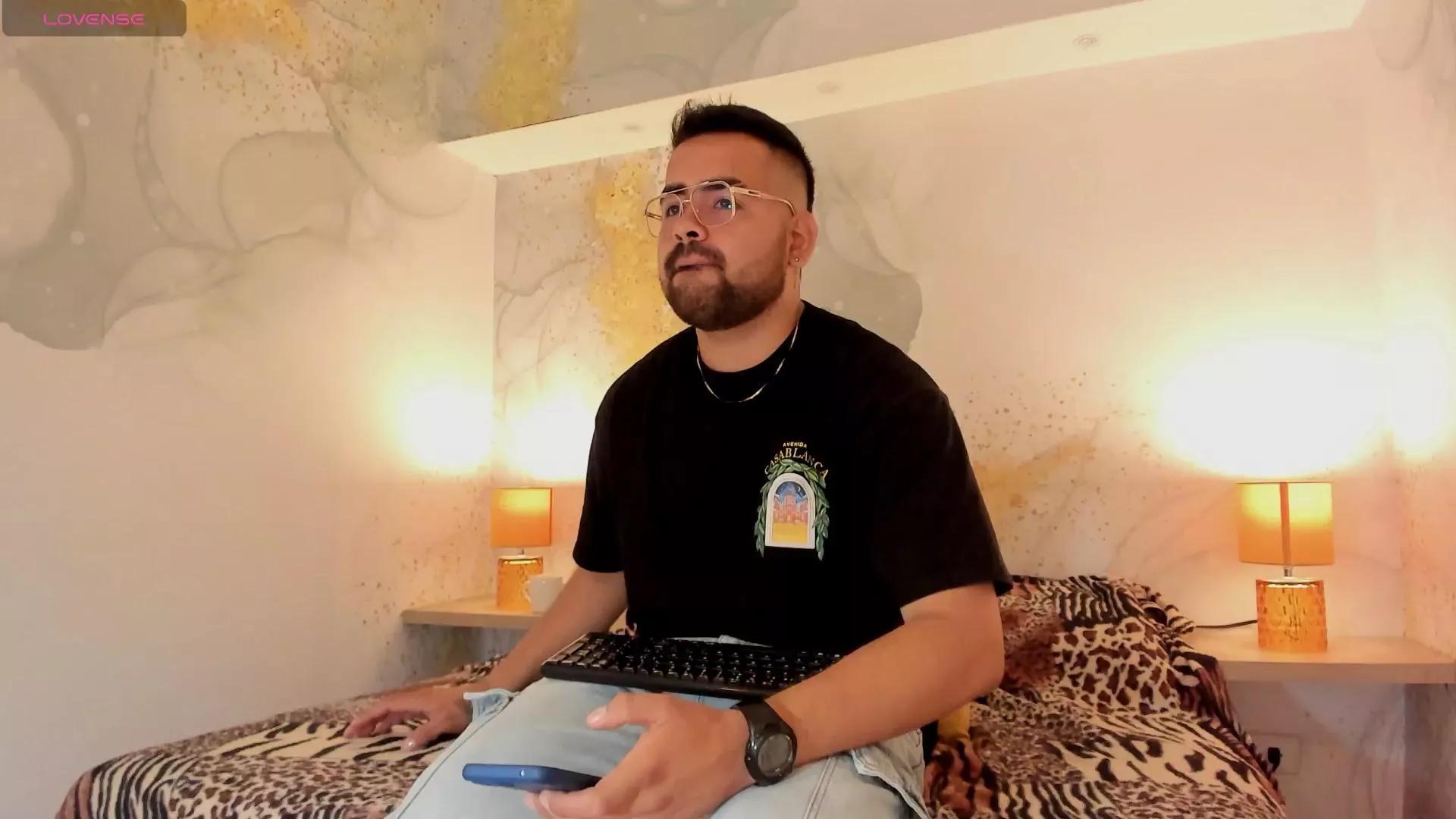 SERGIO_STONEE on Cam4 