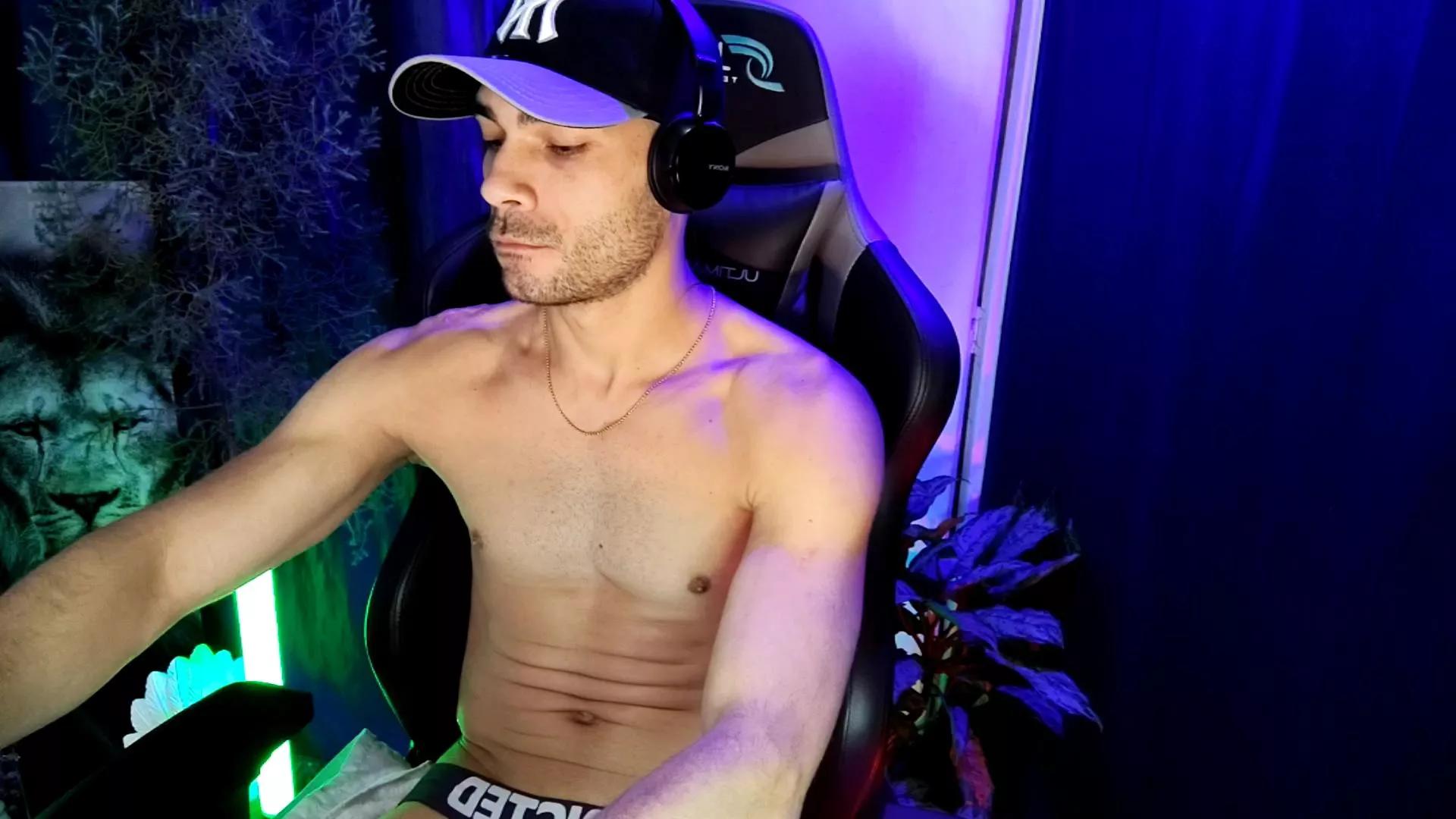 Sexylatinogay on Cam4 