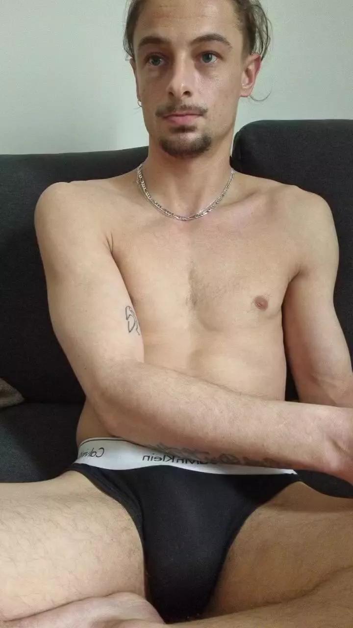 SexySayajin on Cam4 