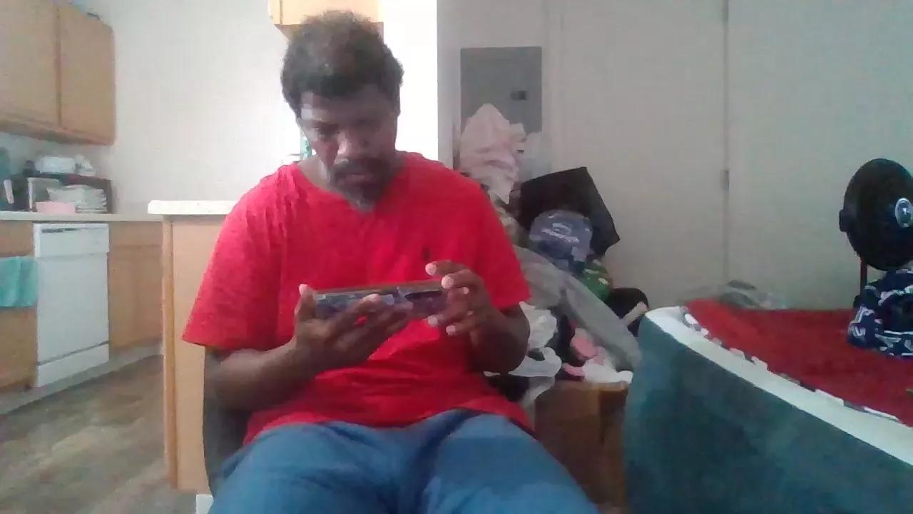 Silkworm_Piper on Cam4 