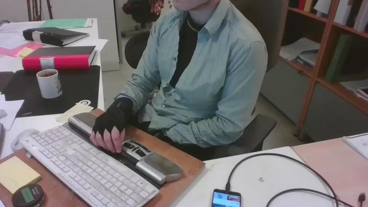 Slovotski on Cam4 