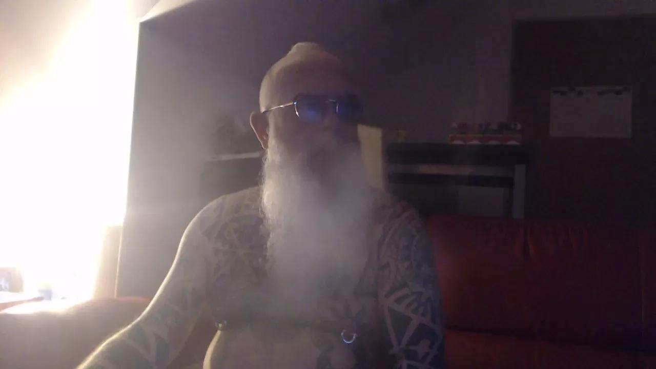smokewichser on Cam4 