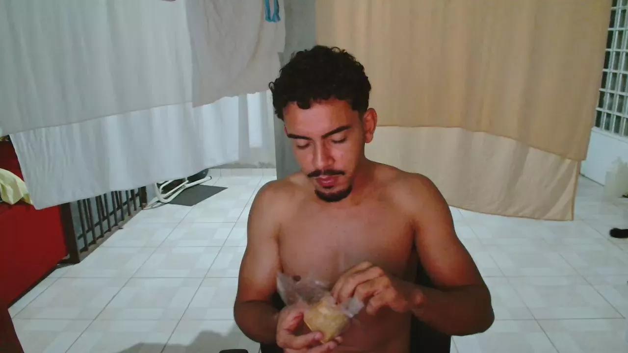 Sofumancheiran on Cam4 