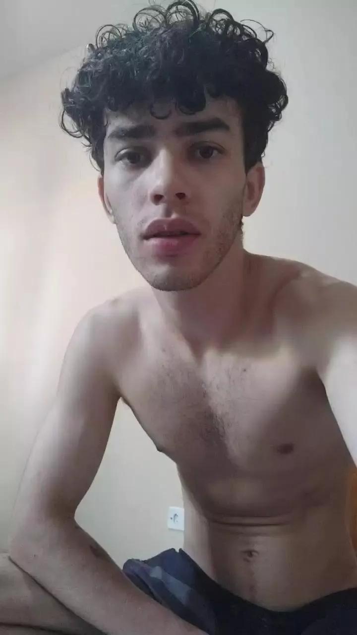 Spboyy on Cam4 