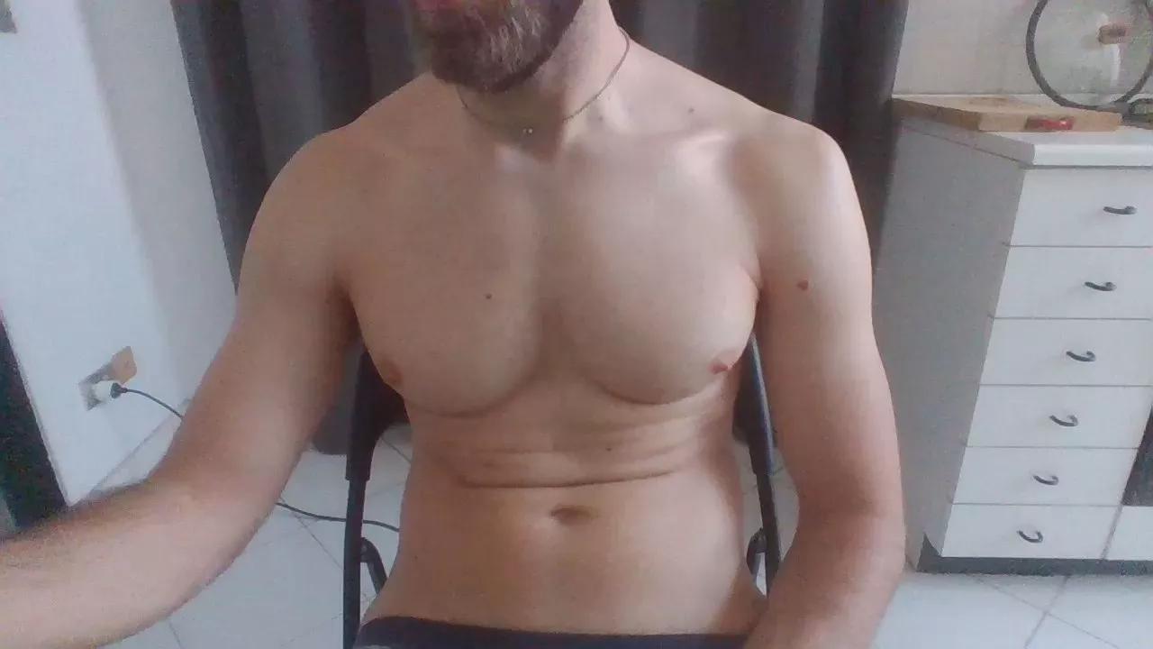 Staggatros on Cam4 