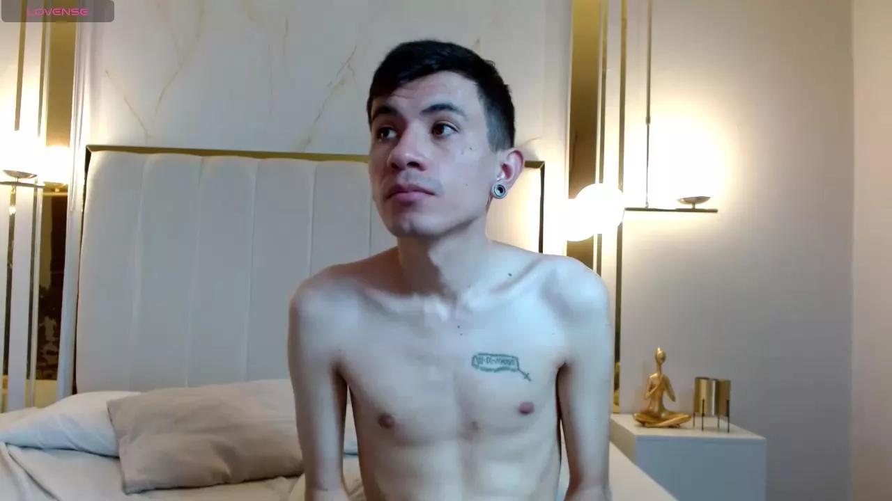 SultrySynergyff on Cam4 