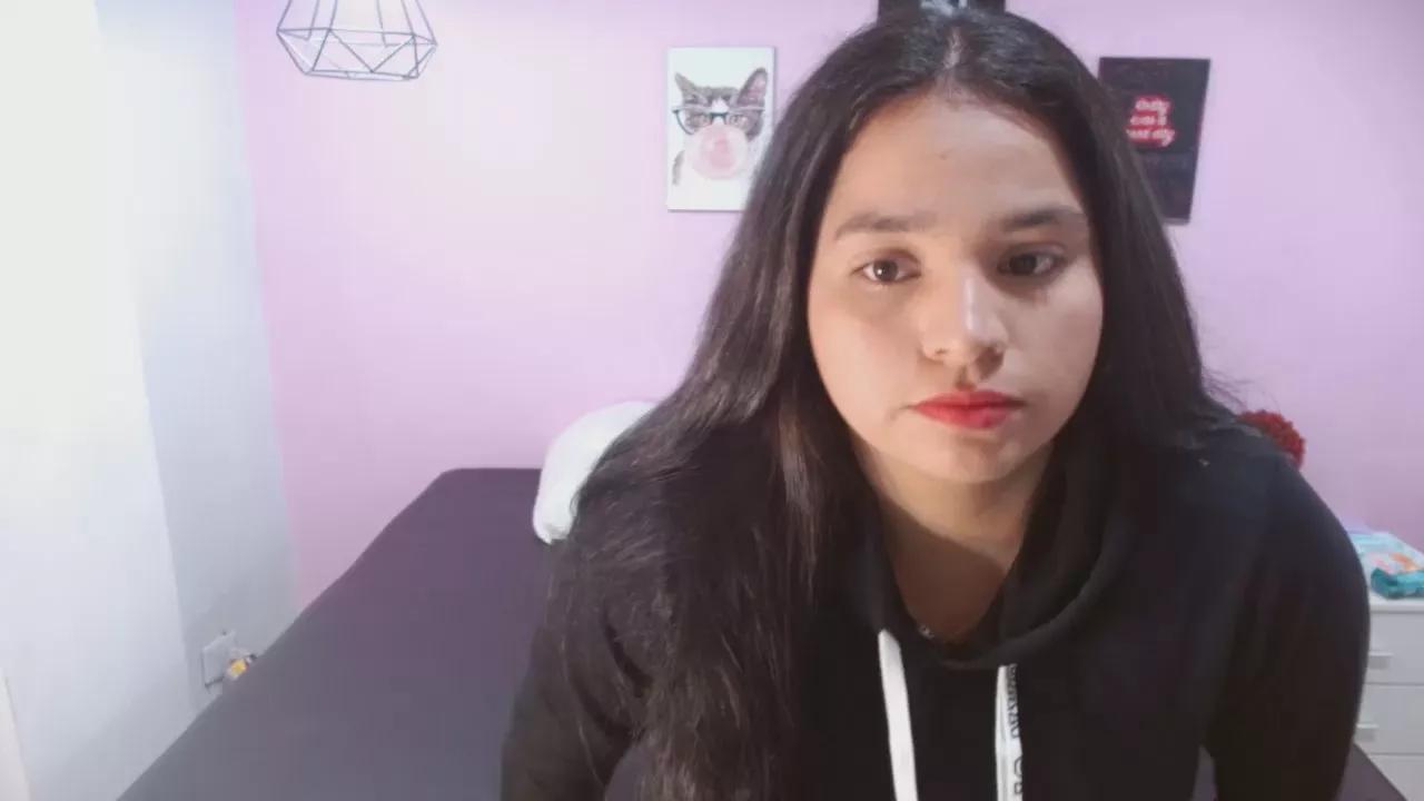 talia_isabella on Cam4 