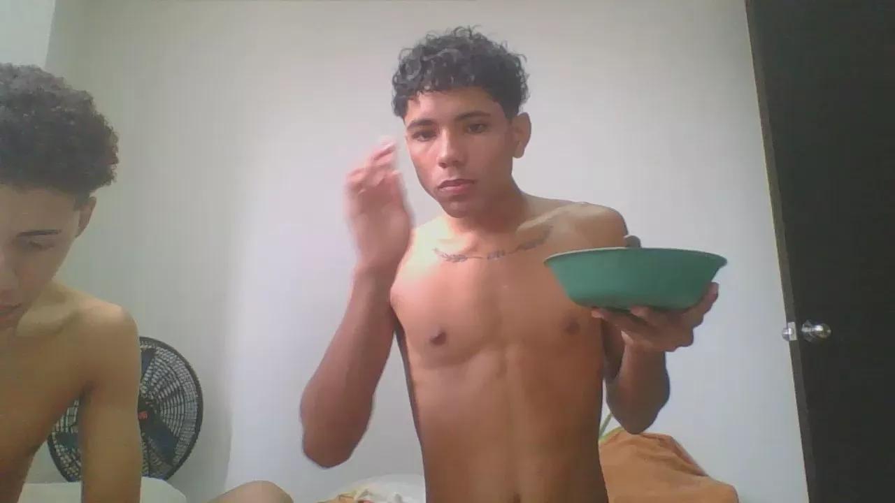 The_cute_guys on Cam4 