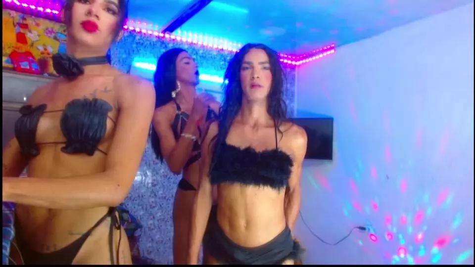 thebabysgirls on Cam4 