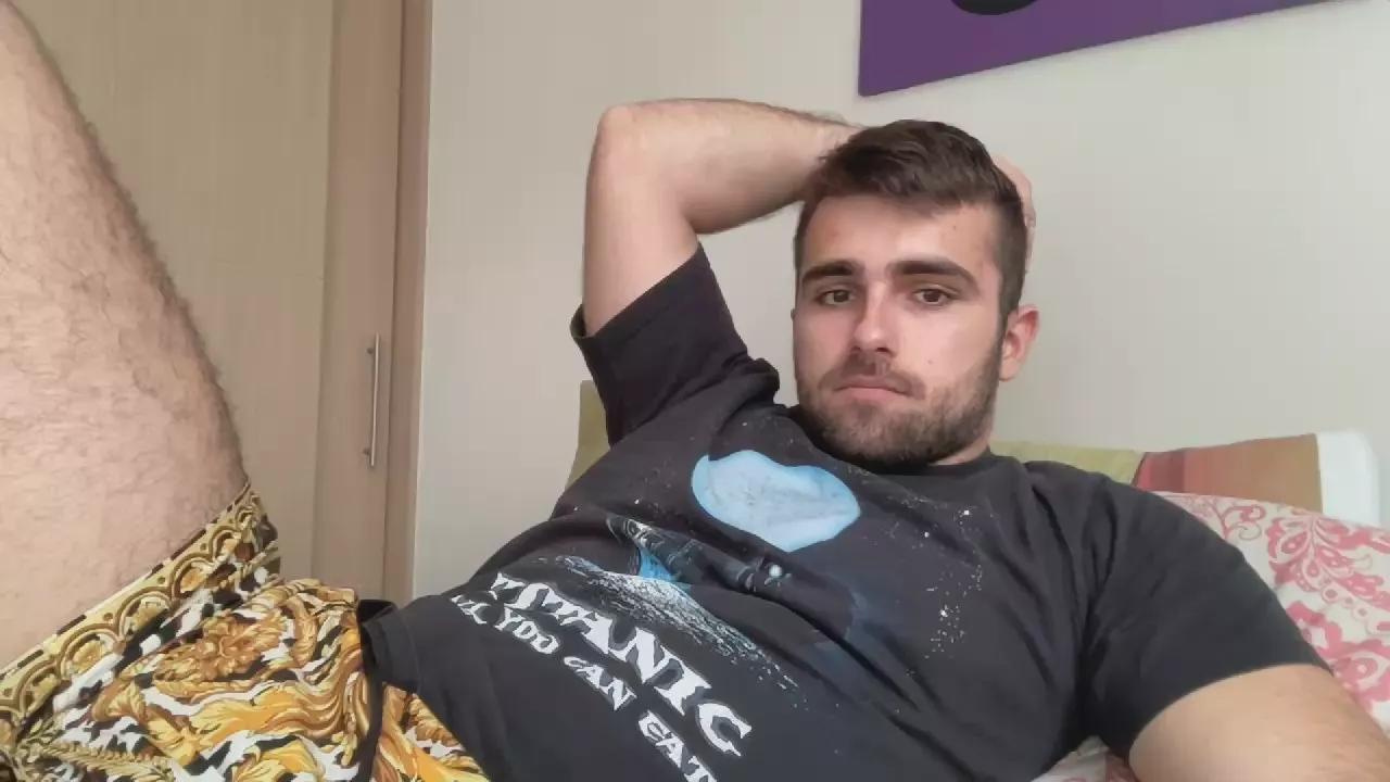 Thony_Grey on Cam4 