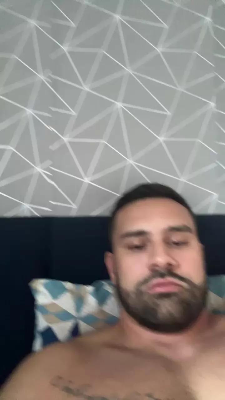 Togetherdotxxl on Cam4 