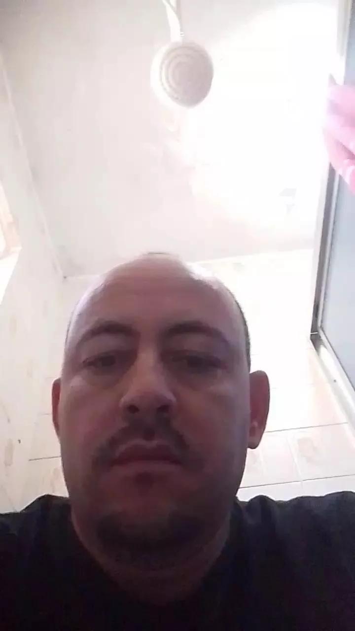 Toughuy on Cam4 
