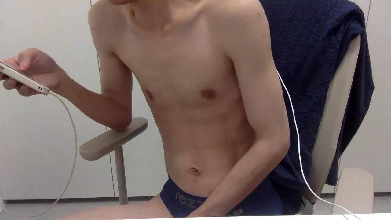 trent40084 on Cam4 