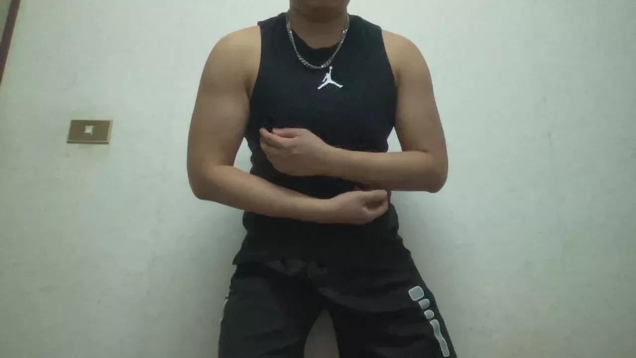 troyzac on Cam4 