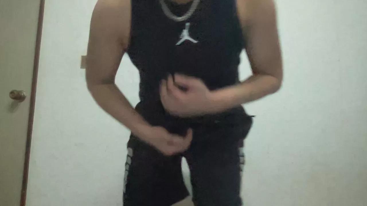 troyzac on Cam4 