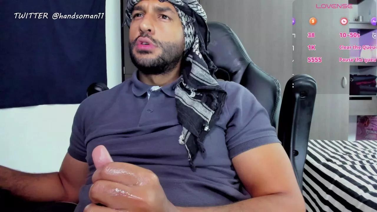 tuzzio1 on Cam4 