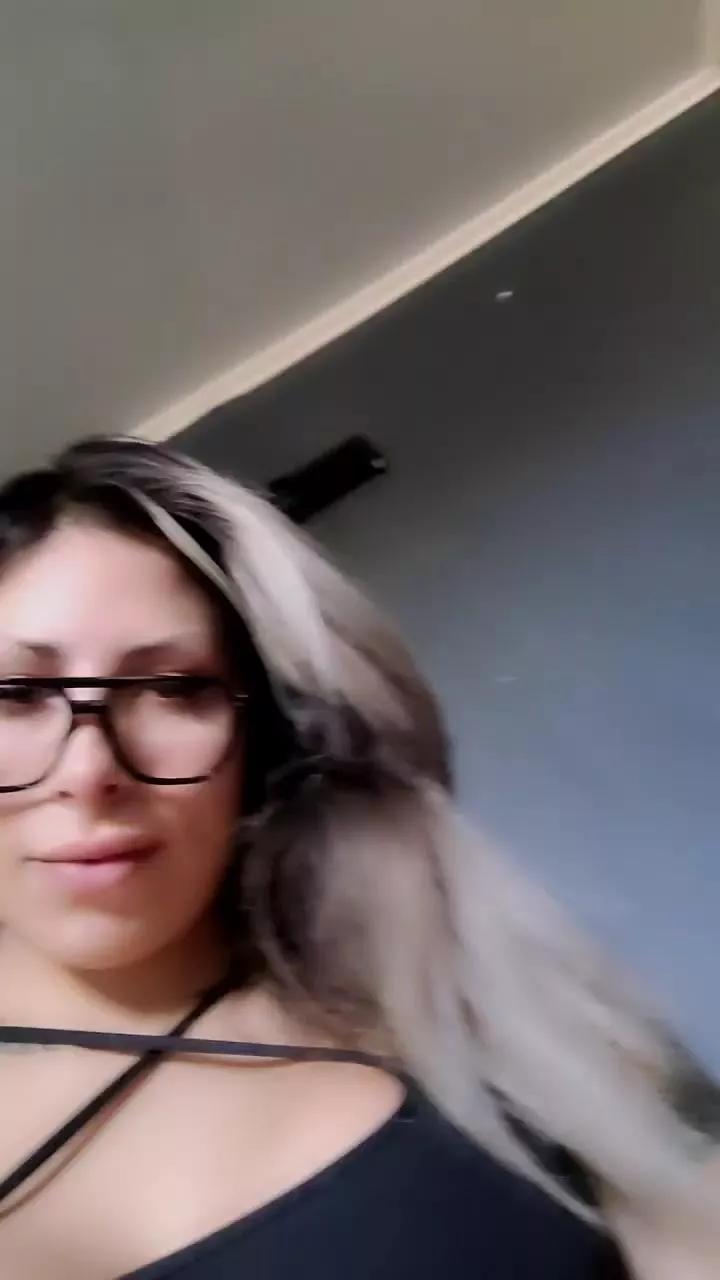 VaniaSexy23 on Cam4 