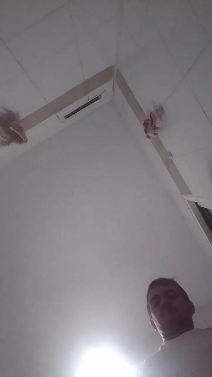 Viajante2025 on Cam4 