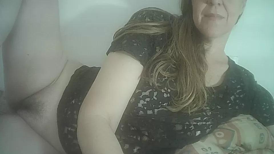 Welita26 on Cam4 
