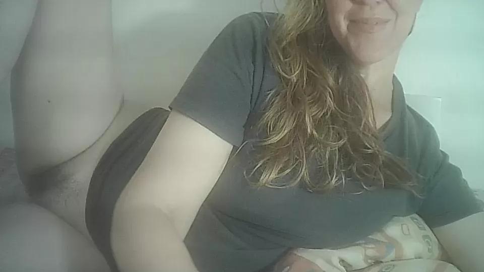 Welita26 on Cam4 
