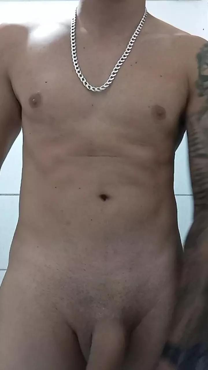 William24l on Cam4 