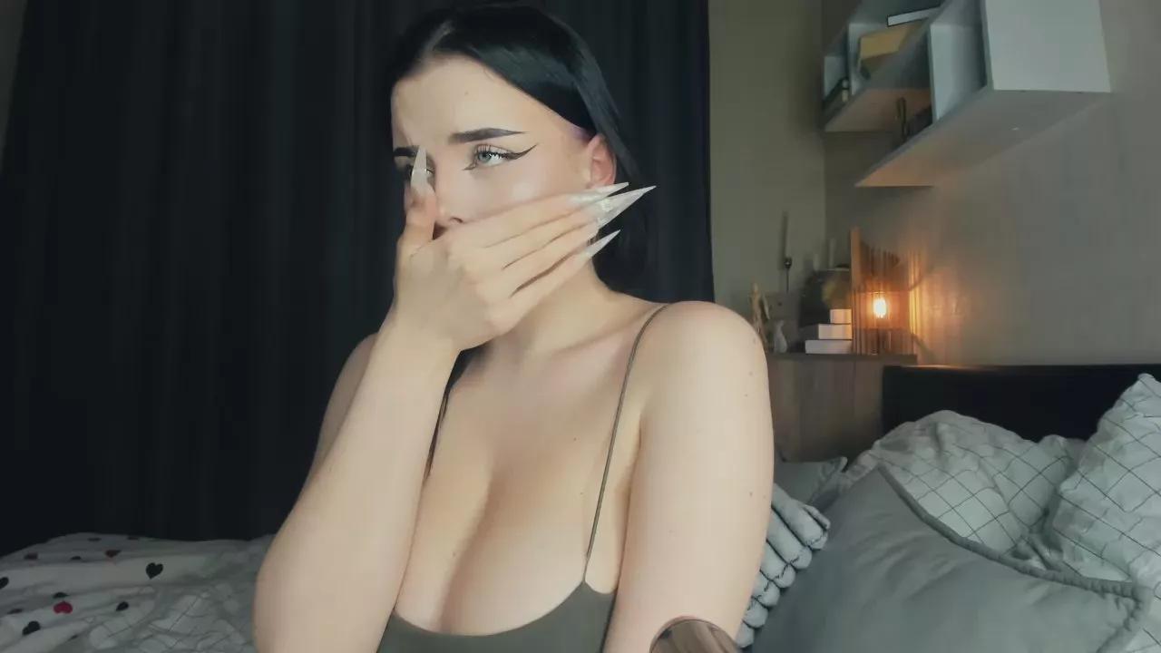 Xcute_capriceX on Cam4 