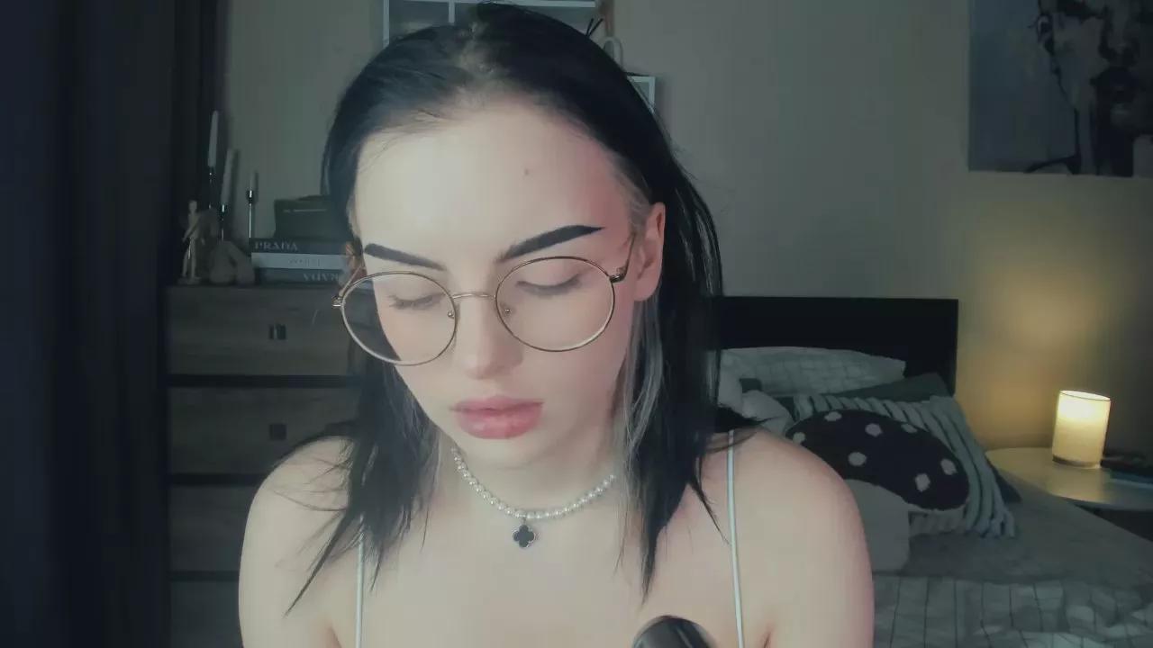 Xcute_capriceX on Cam4 