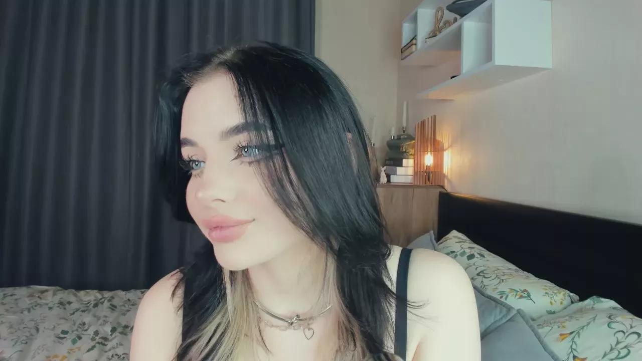 Xcute_capriceX on Cam4 