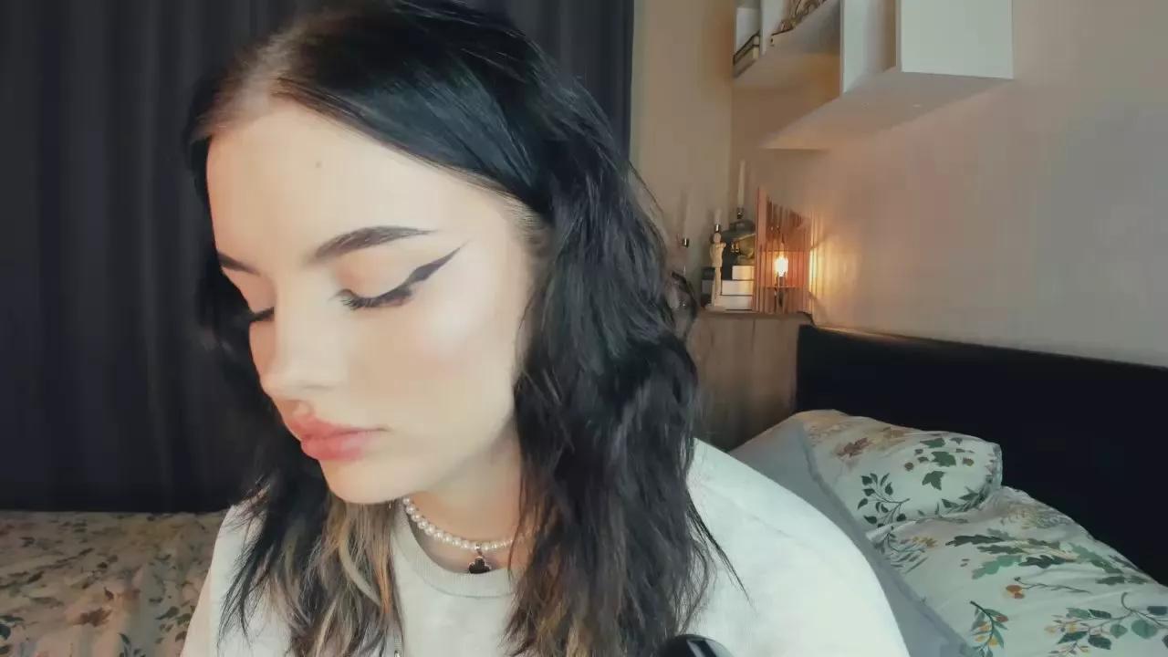 Xcute_capriceX on Cam4 