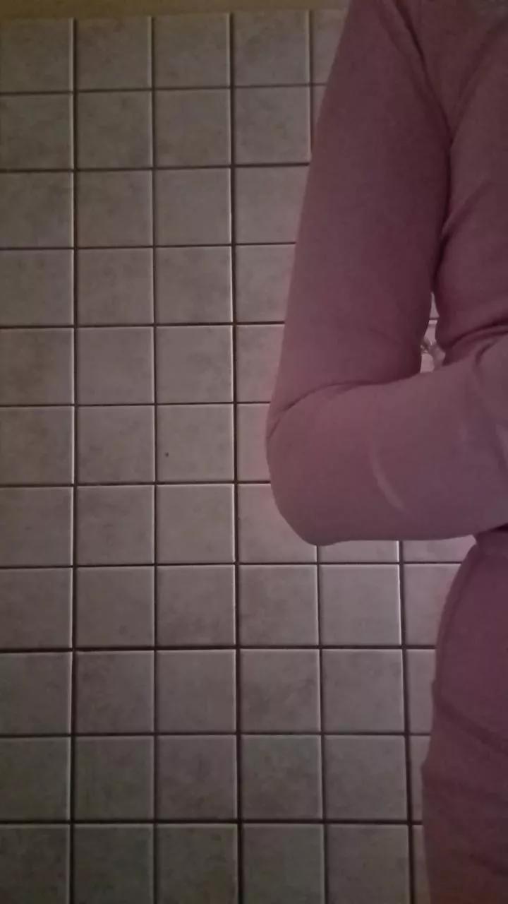 Ywett_Doll on Cam4 